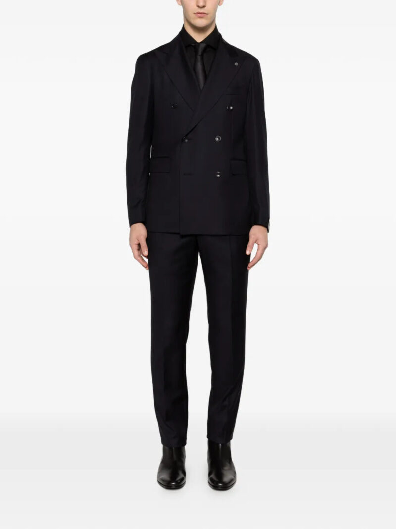 Barba  buttoned shirt