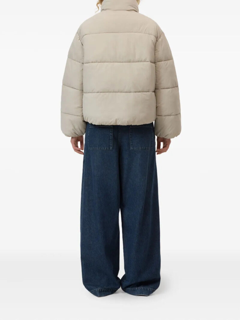 Closed  puffer jacket