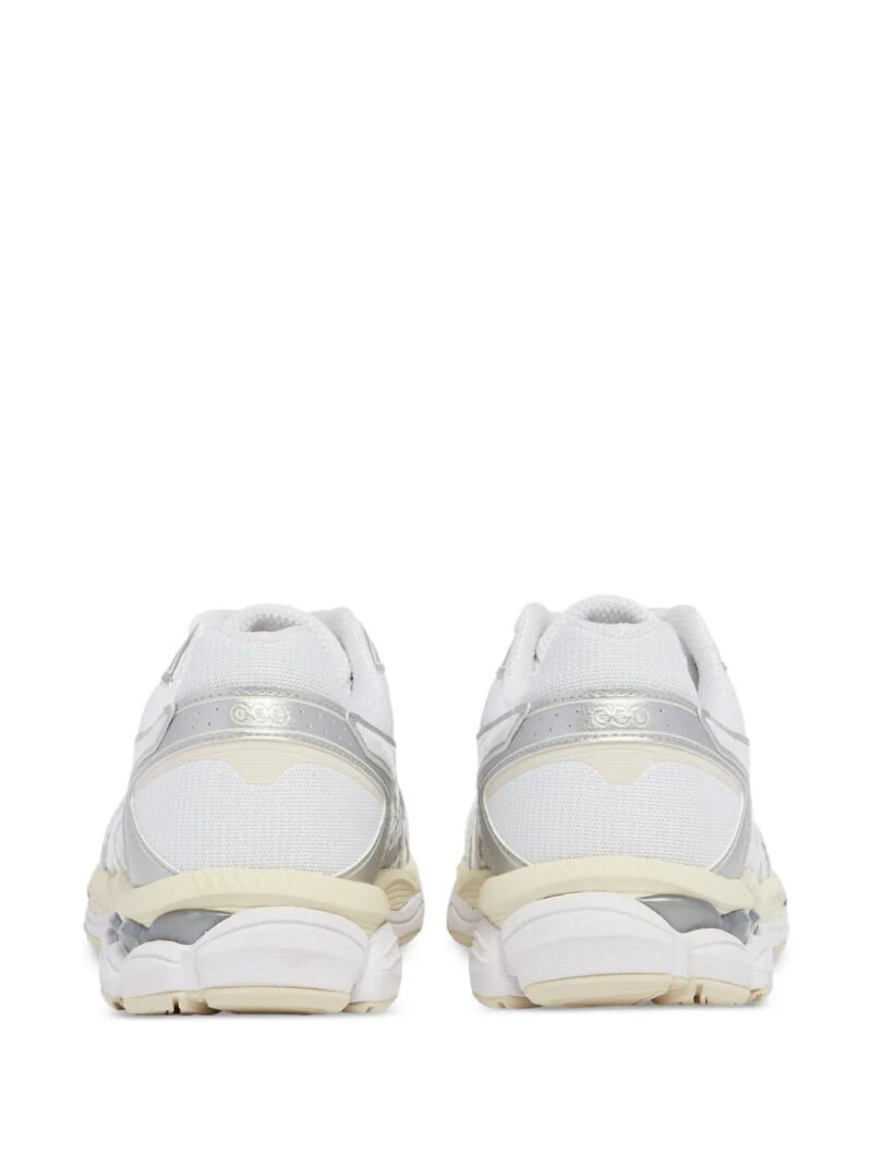 ASICS  Gel-Cumulus 16 sneakers