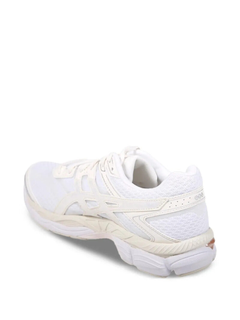 ASICS Gel-Cumulus 16 logo sneakers