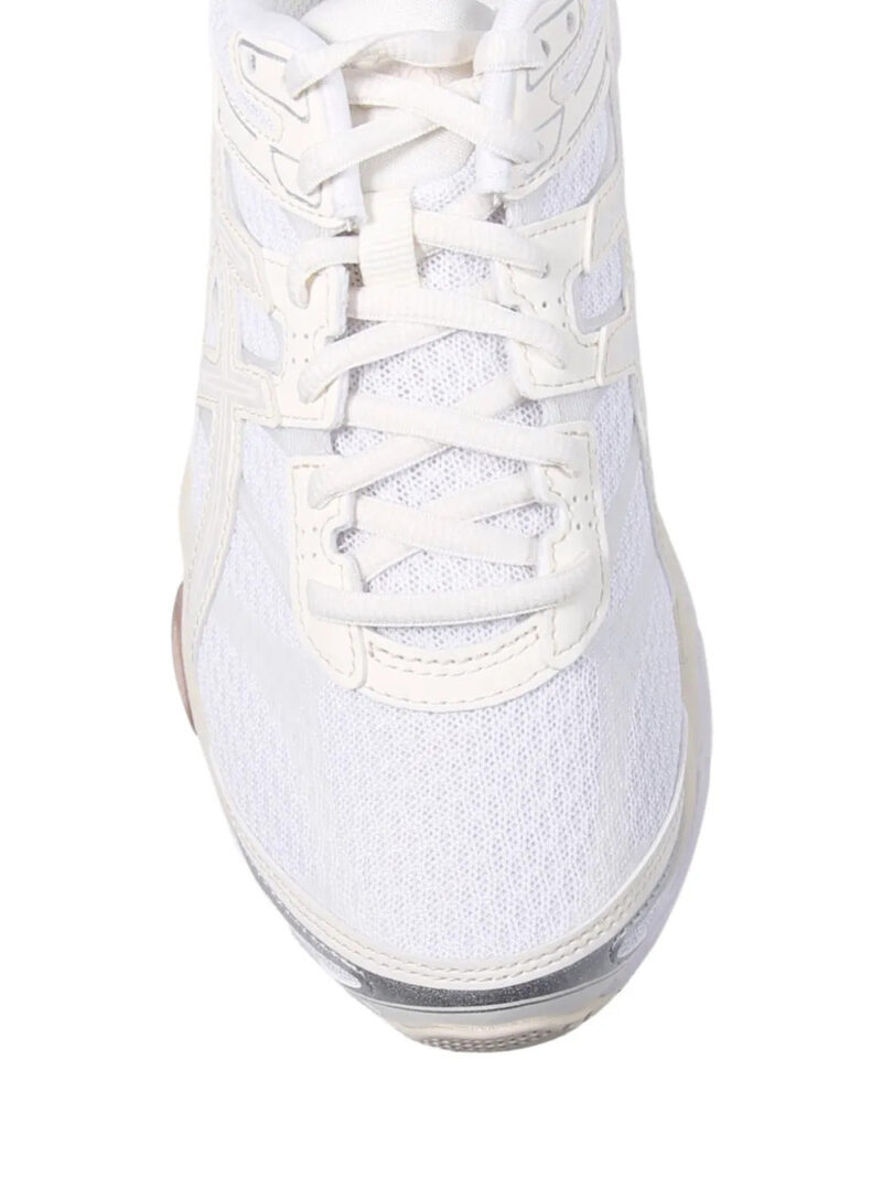 ASICS Gel-Cumulus 16 logo sneakers