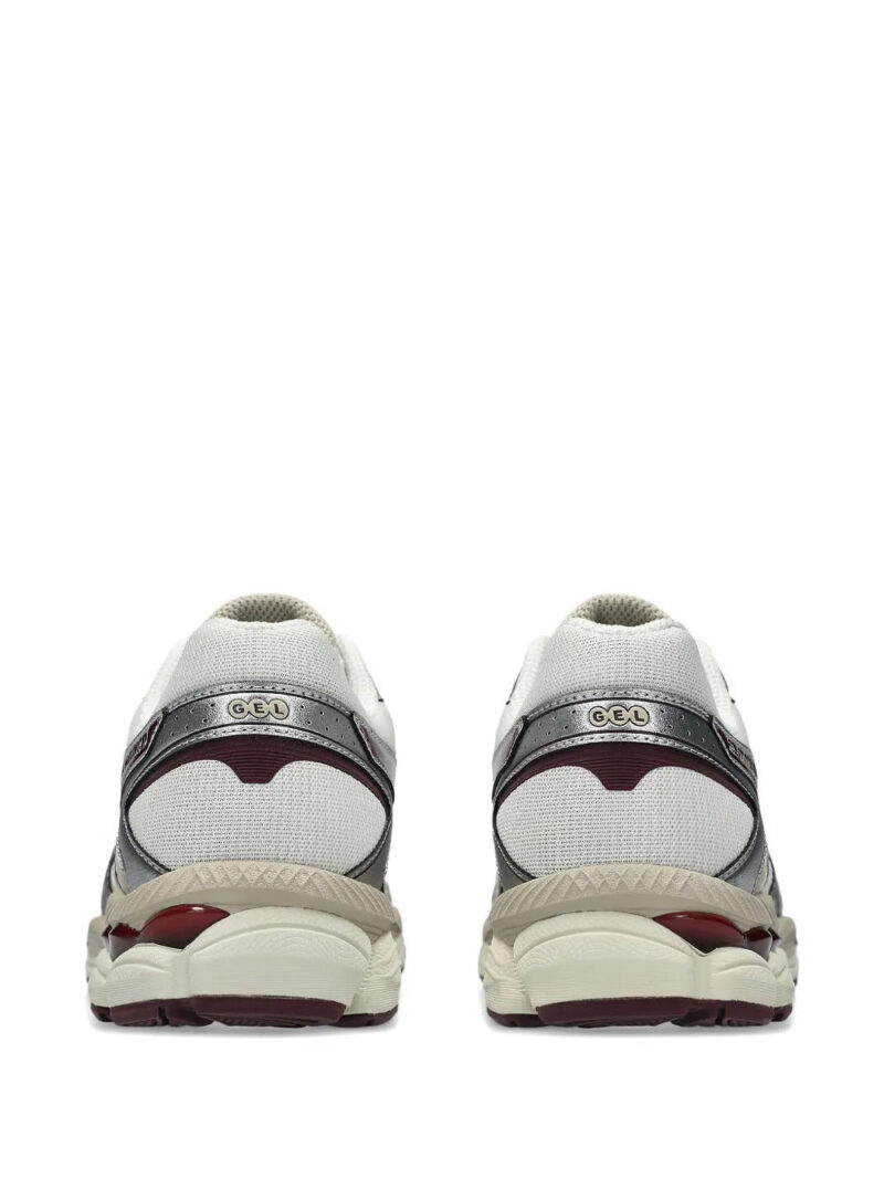 ASICS GEL-CUMULUS 16 panelled sneakers